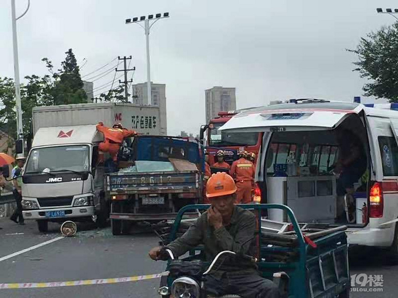 平湖新闻，车祸最新报道